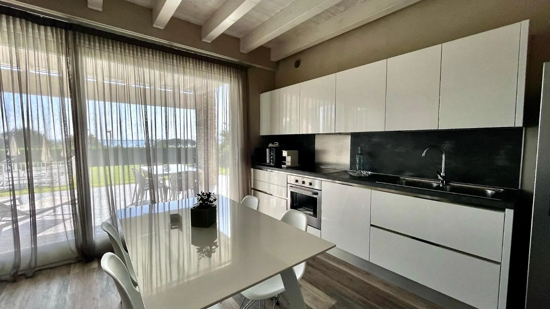 Lägenhetshotell La Giolosa Gardapartments Moniga del Garda